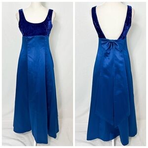 Blue velvet bow dress for prom